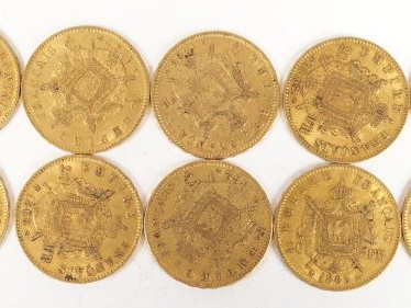 10 pièces de 20 Francs or, Napoléon III laurée. Poids: 64,4gr