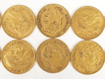 10 pièces de 20 Francs or, Napoléon III laurée. Poids: 64,4gr
