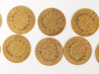 Vente aux enchères 10 pièces de 10 Francs or, Napoléon III tête laurée. Poids: 32gr