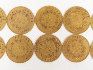 Vente aux enchères 10 pièces de 10 Francs or, Napoléon III tête nue. Poids: 32gr