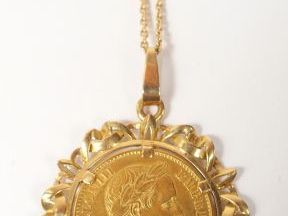 Vente aux enchères Pièce de 20 Francs or, Napoléon III 1867-Strasbourg, montée en pendent