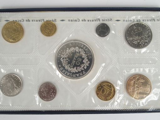 Coffret Monnaie de Paris, Fleurs de coins 1974 contenant 9 pièces: 50 