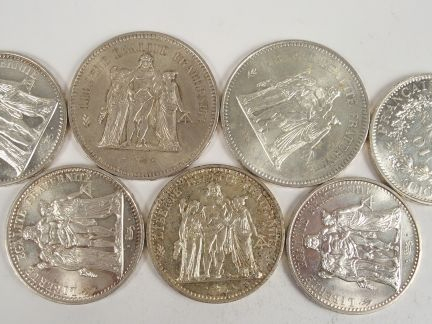 2 pièces de 50 Francs argent Hercule. On y joint 5 pièces de 10 Francs