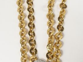 Collier en or jaune, maillons ronds entrelacés, fermoir rond en or bla