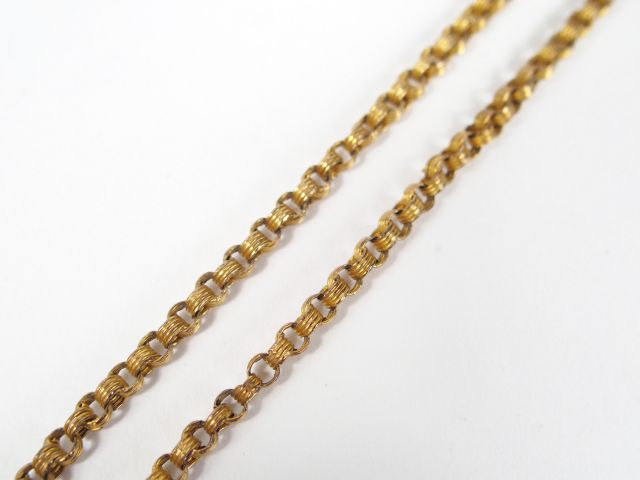 Collier en or jaune, maillons ronds enlacés. 42cm Poids: 5,3gr