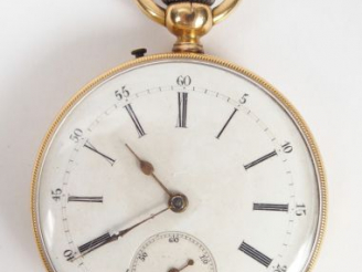 Vente aux enchères Montre de gousset en or jaune, cadran émail, chiffres romains, trotteu
