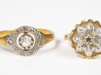 Vente aux enchères 2 bagues en or jaune et diamants. Poids tel: 6,1gr