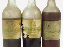 Vente aux enchères 3 BOUTEILLES CHÂTEAU COUTET 1er CC SAUTERNES - 1934 - 1 BEP/2 VIDANGE/