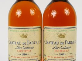 Vente aux enchères 2 BOUTEILLES CHÂTEAU DE FARGUES SAUTERNES - 1990