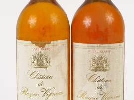 Vente aux enchères 2 BOUTEILLES CHÂTEAU RAYNE VIGNEAU 1er CC SAUTERNES : 1 de 1988 ELT - 