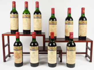 Vente aux enchères 10 BOUTEILLE CHÂTEAU MOUTON ROTHSCHILD 1er GCC PAUILLAC - 1968 - CBO -