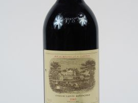 Vente aux enchères 1 BOUTEILLE CHÂTEAU LAFITE ROTHSCHILD 1er GCC PAUILLAC - 1985 - ETLA