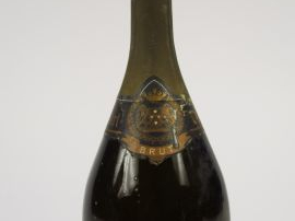 Vente aux enchères 1 BOUTEILLE CHAMPAGNE DOM RUINART BLANC DE BLANCS - 1971 - EA/PRESUMEE