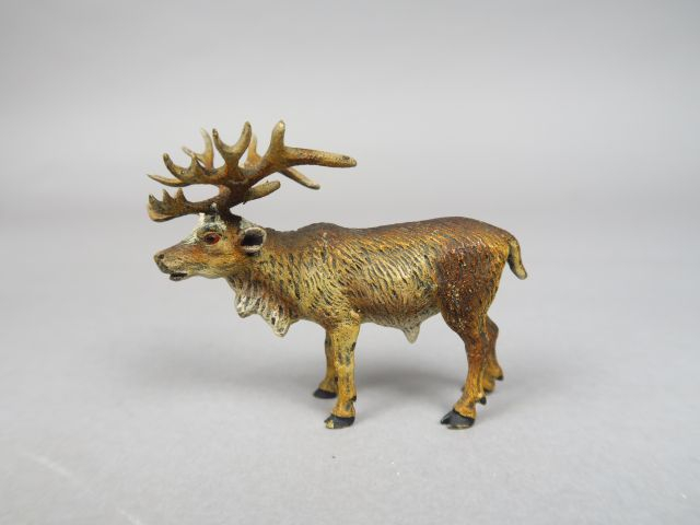 Sujet en bronze polychrome de Vienne 'le grand cerf' Dim. 5,5 x 6,5 cm