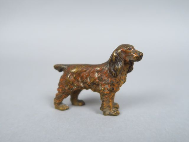 Sujet en bronze polychrome de Vienne 'cocker' Dim. 4,5 x 6 cm