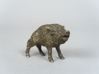 Vente aux enchères Sujet en bronze 'le sanglier' Dim. 5 x 8,5 cm