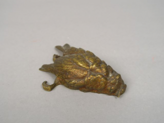 Vente aux enchères Sujet XIXème en bronze 'oiseau mort' Dim.8 x 11,5 cm