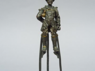 Vente aux enchères Sujet XIXème en bronze argenté et doré 'l'échassier' Dim. 16 cm