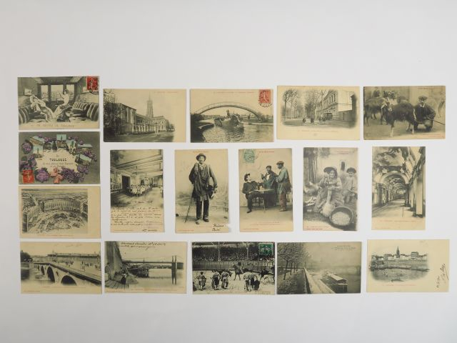 Album "Toulouse" comprenant environ 441 cartes postales