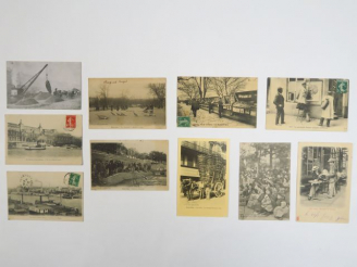 Vente aux enchères Album "Paris" comprenant environ 176 cartes postales
