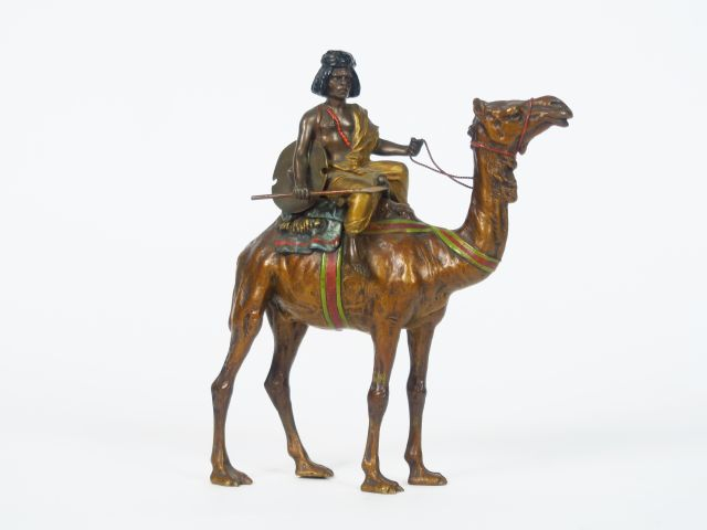 Sujet XIXème en bronze polychrome de Vienne "Guerrier d'Afrique du Nor