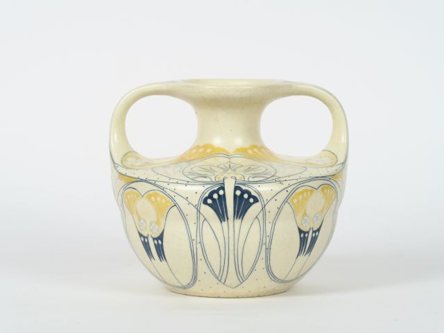 PURMEREND. Vase Art Nouveau en faïence polychrome, à décor de motifs f