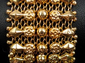 Bracelet Napoléon III en or, décor de perles et de losanges (on y join