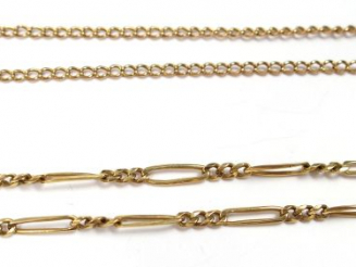 Vente aux enchères Lot comprenant : - une chaine en or, maille gourmette (60 cm. Poids : 