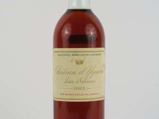 1 BOUTEILLE CHÂTEAU D'YQUEM 1er CCS SAUTERNES - 1962 - BG