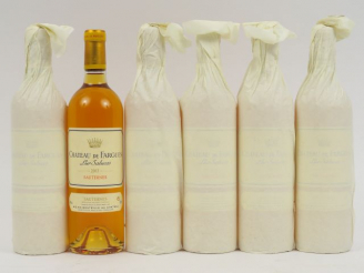 Vente aux enchères 6 BOUTEILLES CHÂTEAU DE FARGUES SAUTERNES - 2003 - CBO