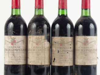 Vente aux enchères 4 BOUTEILLES CHÂTEAU LATOUR A POMEROL - 1982 - E POUSSIEREUSES/BG