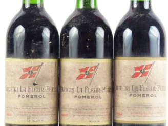Vente aux enchères 3 BOUTEILLES CHÂTEAU LA FLEUR PETRUS POMEROL - 1985 - 1 BG/E POUSSIERE
