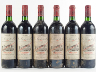 Vente aux enchères 6 BOUTEILLES CHÂTEAU LA TOUR DE BY CB MEDOC - 1989 - BS/BG+