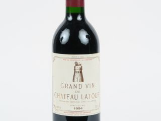 Vente aux enchères 1 BOUTEILLE CHÂTEAU LATOUR 1er GCC PAUILLAC - 1994