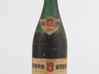 Vente aux enchères 1 BOUTEILLE CHATEAUNEUF DU PAPE MASSON DUBOIS - 1942 - 10 CM/BS