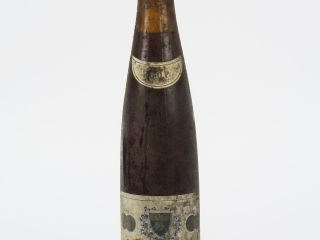 Vente aux enchères 1 TRES VIEILLE BOUTEILLE FINE CHAMPAGNE GODET FRERES