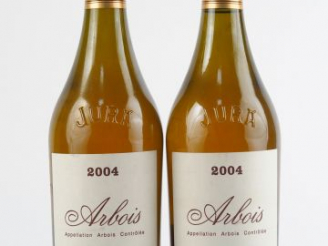 Vente aux enchères 2 BOUTEILLES ARBOIS J. PUFFENEY - 2004