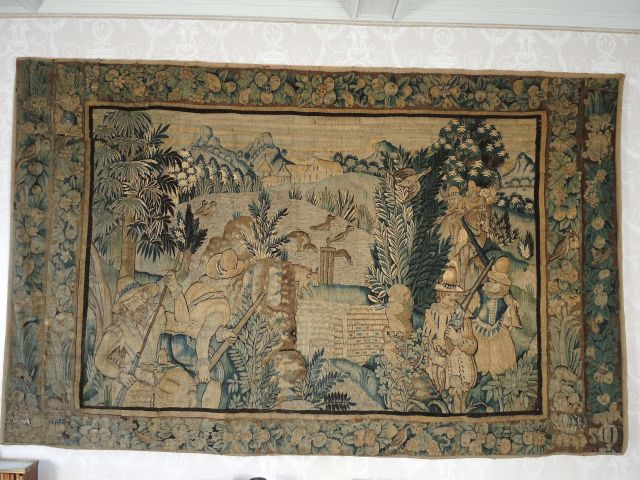 Tapisserie en laine et soie représentant la Chasse aux canards près d’