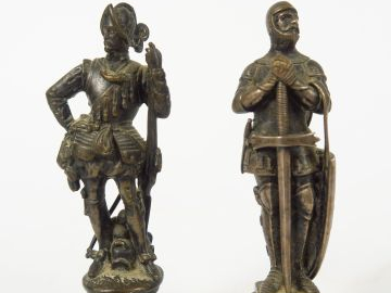 Deux cachets XIXème en bronze figurant un croisé et un soldat de la Re