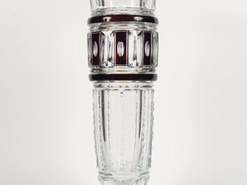 Grand vase en cristal taillé, de Bohème bicolore  H. 60,5 cm