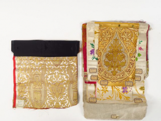 Vente aux enchères Suite de 11 documents textiles liturgiques, brodés.  XXème siècle, mod