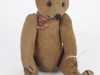 Vente aux enchères Petit ours français avant 1920, tissu sans peluche, nez brodé, yeux bo