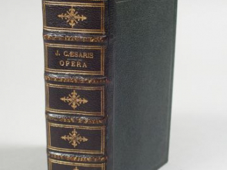 Vente aux enchères CESAR. C. Julii Caesaris quae extant, cum doctorum virorum emendata. L