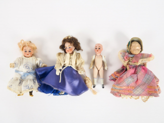 Vente aux enchères Lot de deux mignonettes : une pour la pièce et l'autre jolie tête alle