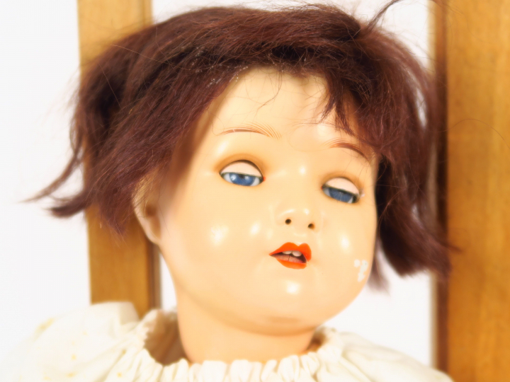 Lot de deux bébés de caractère en état d'usage H   B, tête porcelaine 