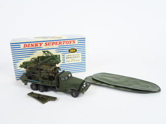 Vente aux enchères Camion Militaire BRO CTE WAY avec pont de bateaux, bon état général, b