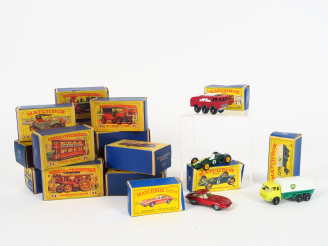 Vente aux enchères Matchbox Series. Lot de 4 miniatures en boite dont Jaguar type E ref. 