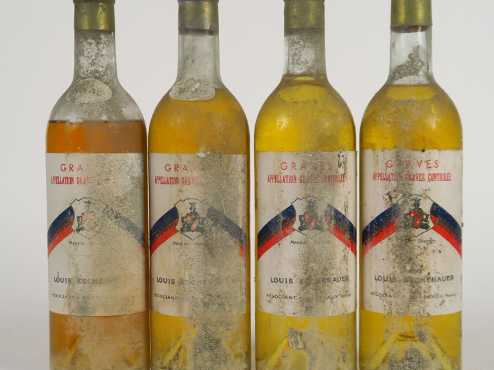 4 BOUTEILLES GRAVES BLANC L. ESCHENAUER - 1949 - 1 BG/2 HEP/1 MEP/BS/2
