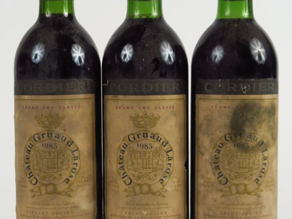 3 BOUTEILLES CHÂTEAU GRUAUD LAROSE GCC ST JULIEN - 1983 - 2 BG/1 LB/1 