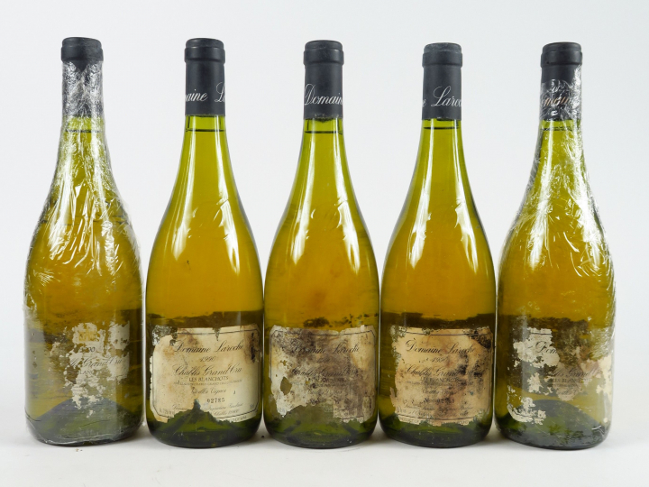 5 BOUTEILLES CHABLIS GC DOMAINE DE LAROCHE - 1990 - EA/1 PRESUMEE
